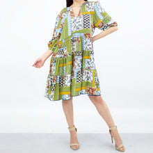 Load image into Gallery viewer, Flare Bottom 3/4 Sleeve Dress - Green
